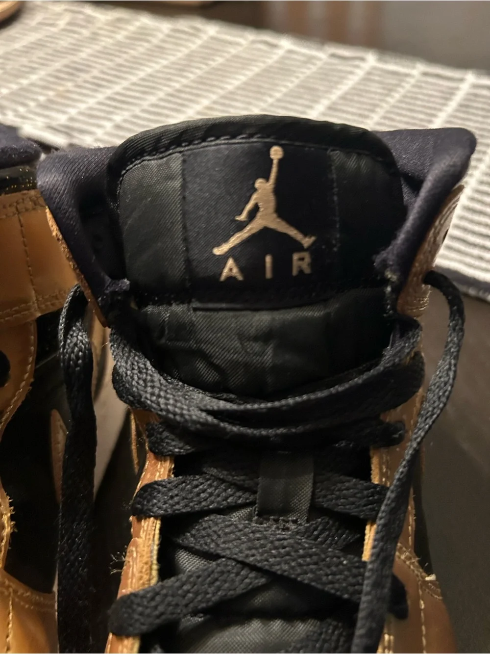 Nike Air Jordan Youth High-Top Sneakers Black and Gold Size 7